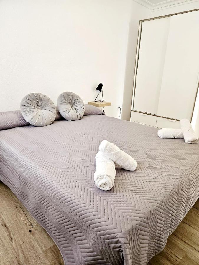 Apartamento Familiar En Triana เซบีญา ภายนอก รูปภาพ